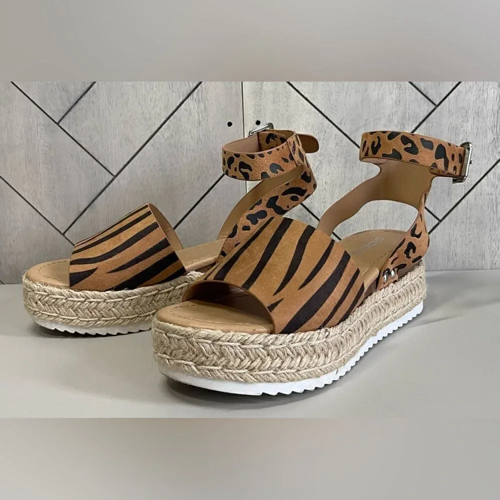 EUC Soda Animal Print sandals. - Picture 3 of 5